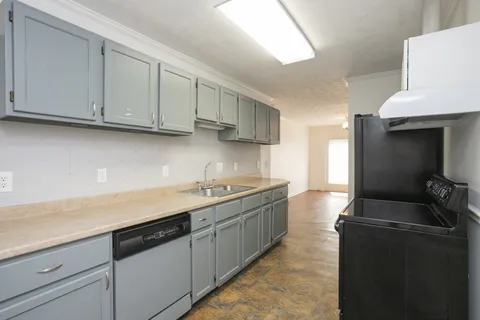 $2,395 | 1720 Hanover Road, Unit B, Nashville, TN 37216