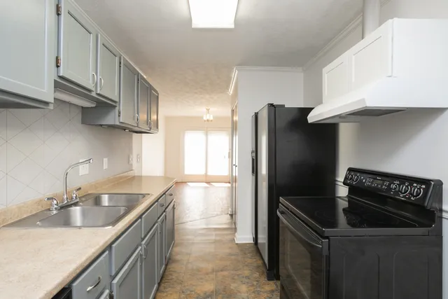 $2,395 | 1720 Hanover Road, Unit B, Nashville, TN 37216