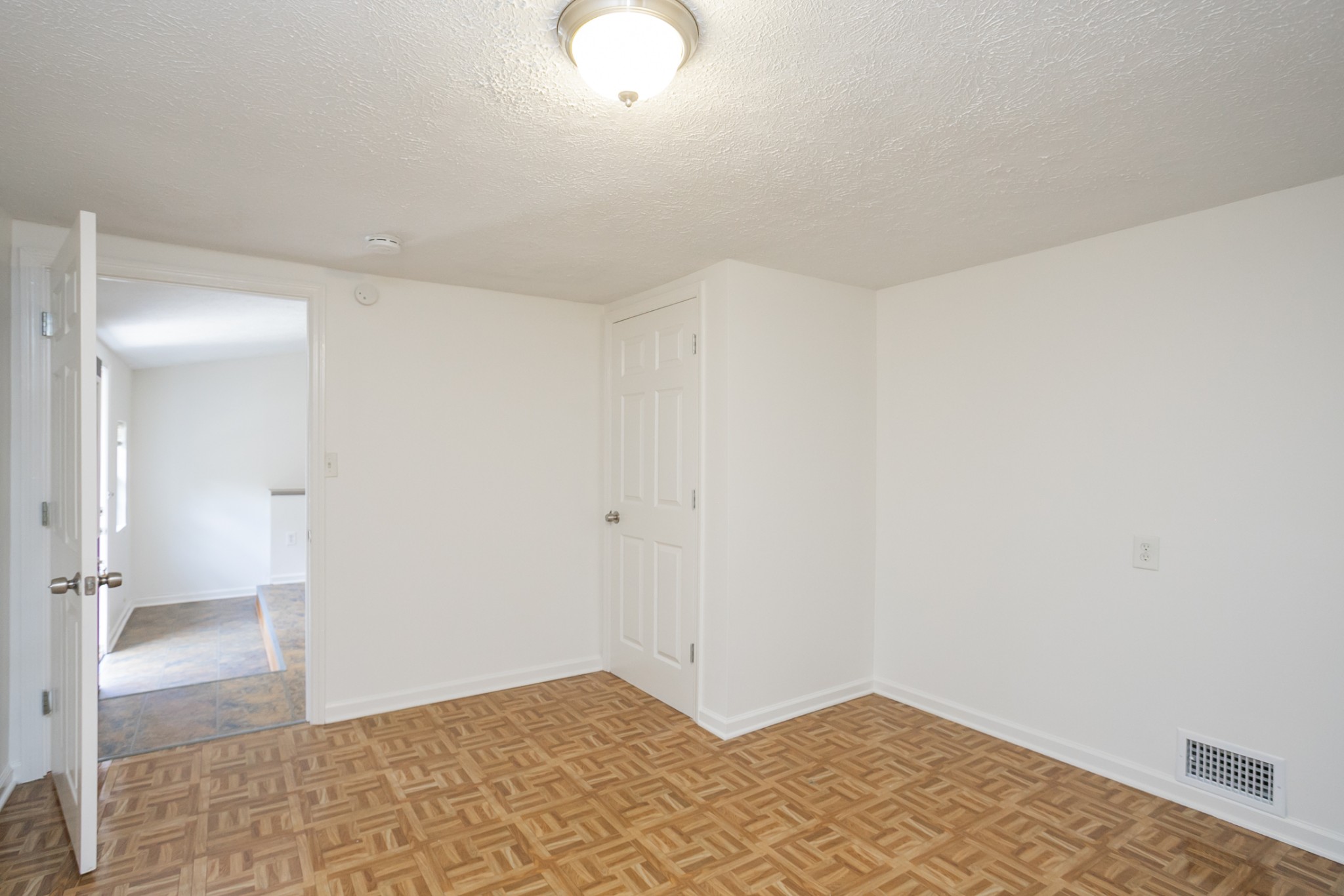 1720 Hanover Road, Unit B Nashville, TN 37216 - Photo 19 of 25 a view of an empty room
