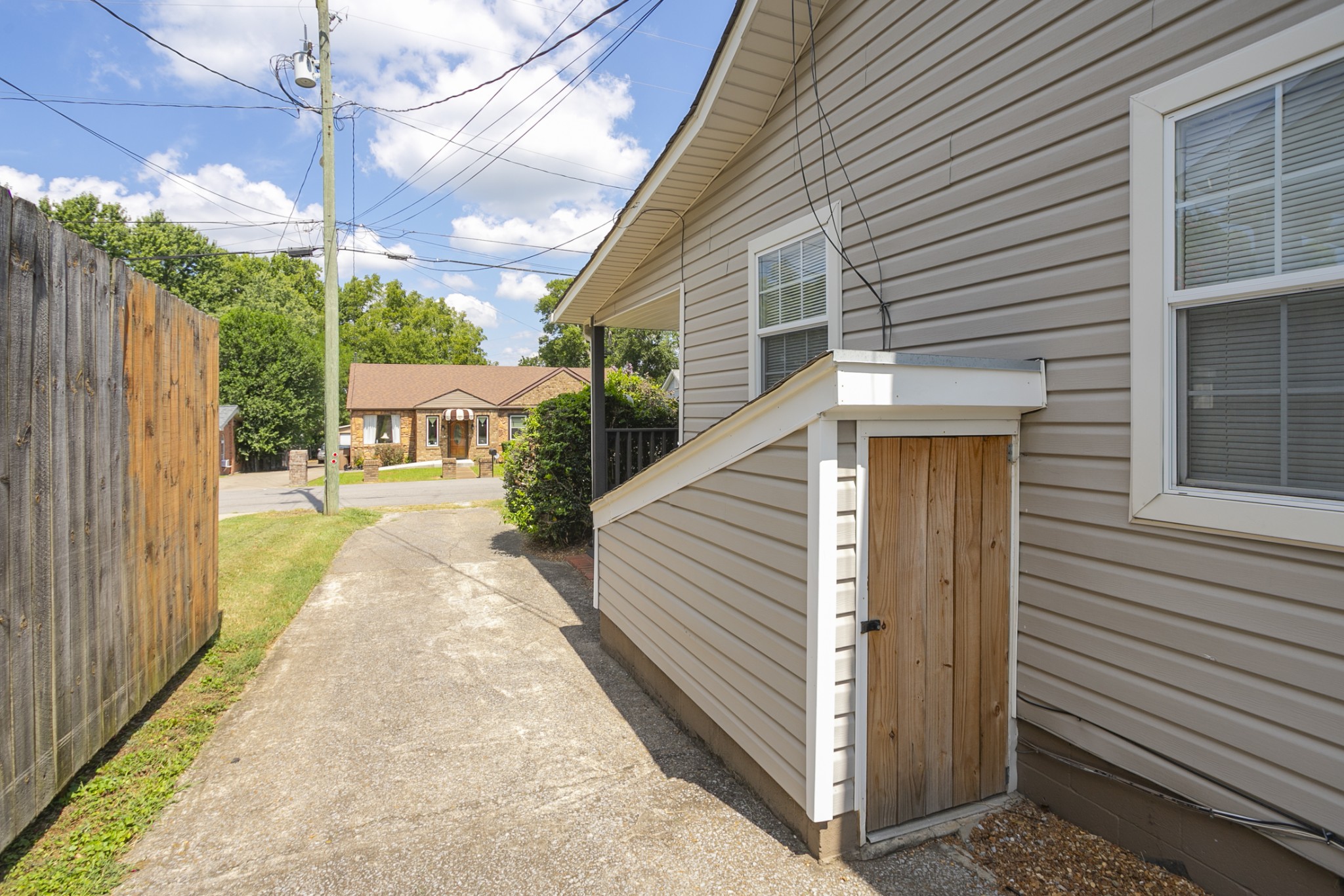 1720 Hanover Road, Unit B Nashville, TN 37216 - Photo 25 of 25 a view of a house with backyard and sitting area