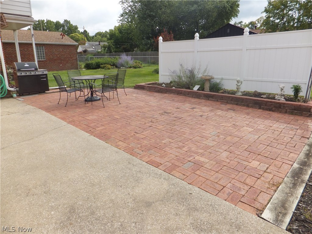5758 Hauserman Road Parma, OH 44130 - Photo 29 of 34