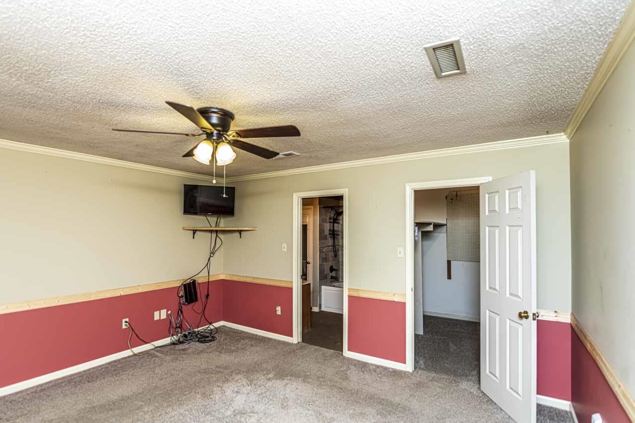 643 Fore Lane Mason, TN 38049 - Photo 12 of 40 a view of entryway