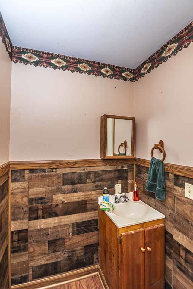 643 Fore Lane Mason, TN 38049 - Photo 22 of 40 a view of utility room