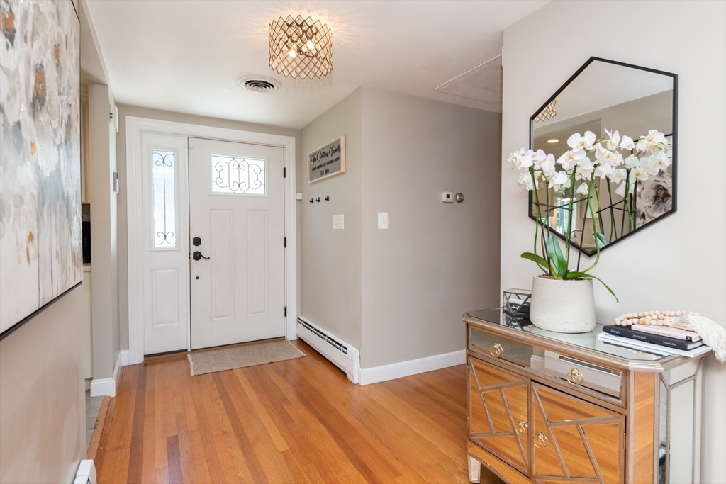 19 Longbow Road Lynnfield, MA 01940 - Photo 21 of 41 a view of kitchen with wooden floor