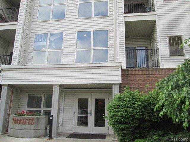 39172 Hayes Road Clinton Township, MI 48038 - Photo 1 of 13 IMG_2898.JPG