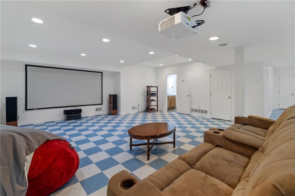 910 Settlers Ridge Road Pittsburgh, PA 15238 - Photo 42 of 50 Gallery Image 42