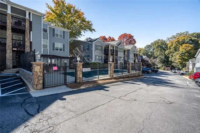 $1,750 | 402 Madison Ln S Lane East, Unit 402, Smyrna, GA 30080