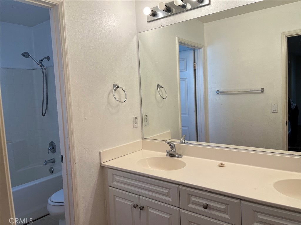 1241 Castledale Street Riverside, CA 92501 - Photo 30 of 41 Gallery Image 30