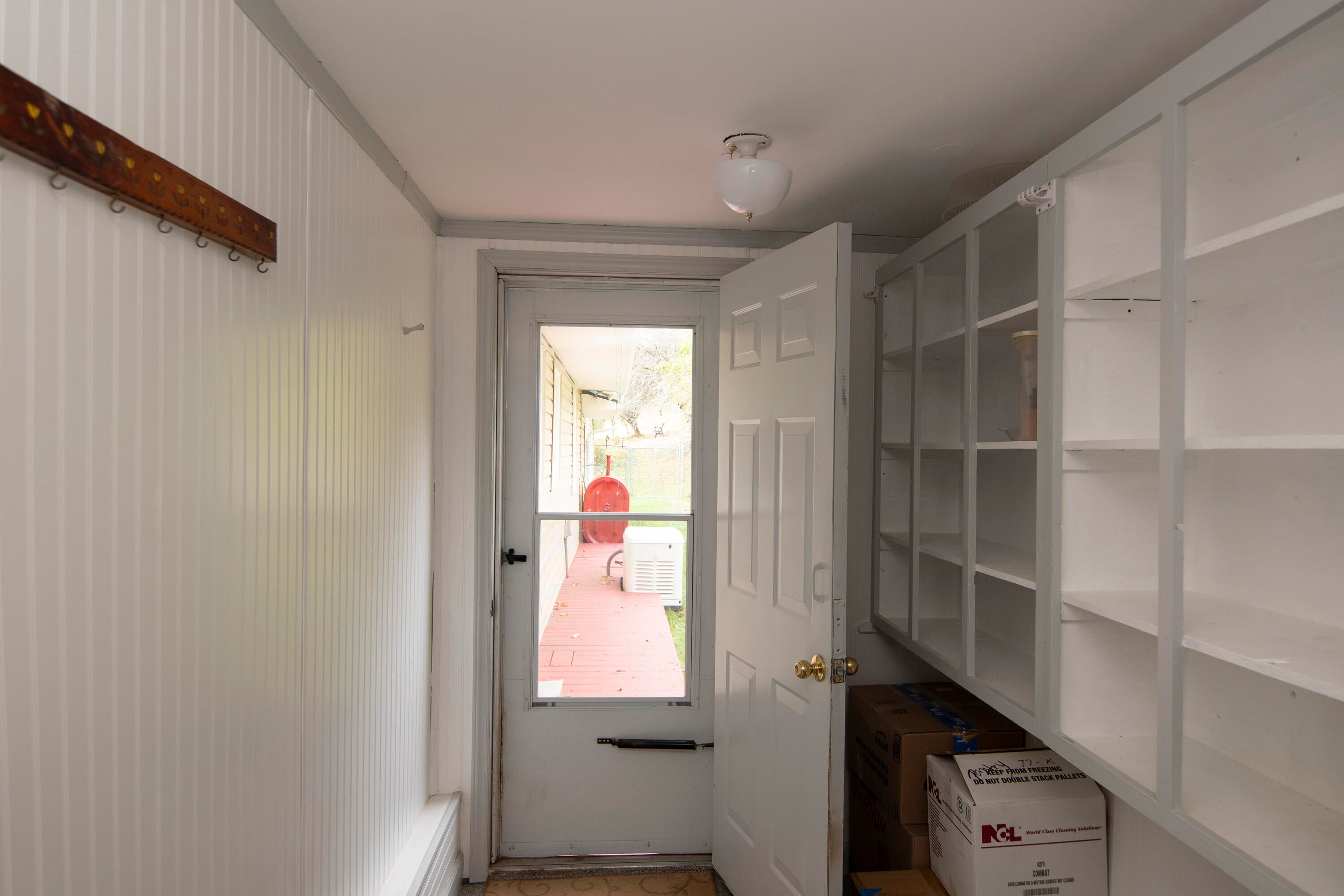 7394 Crag Road Rainelle, WV 25962 - Photo 33 of 41 Mud room