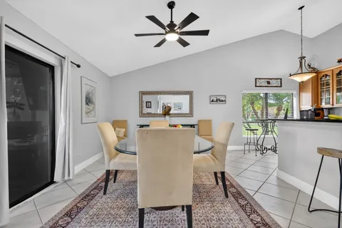 $569,900 | 5875 Sun Pointe Circle, Boynton Beach, FL 33437
