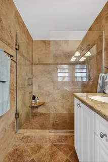 $569,900 | 5875 Sun Pointe Circle, Boynton Beach, FL 33437