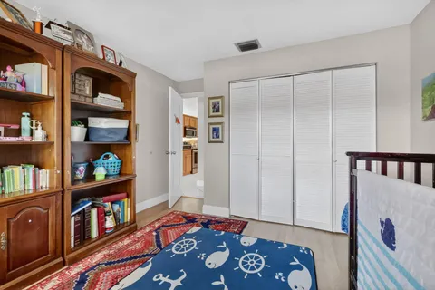 $569,900 | 5875 Sun Pointe Circle, Boynton Beach, FL 33437