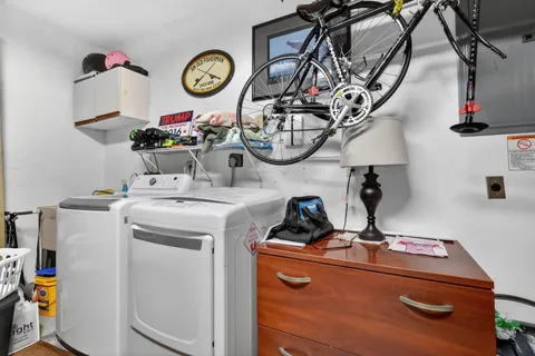 $569,900 | 5875 Sun Pointe Circle, Boynton Beach, FL 33437