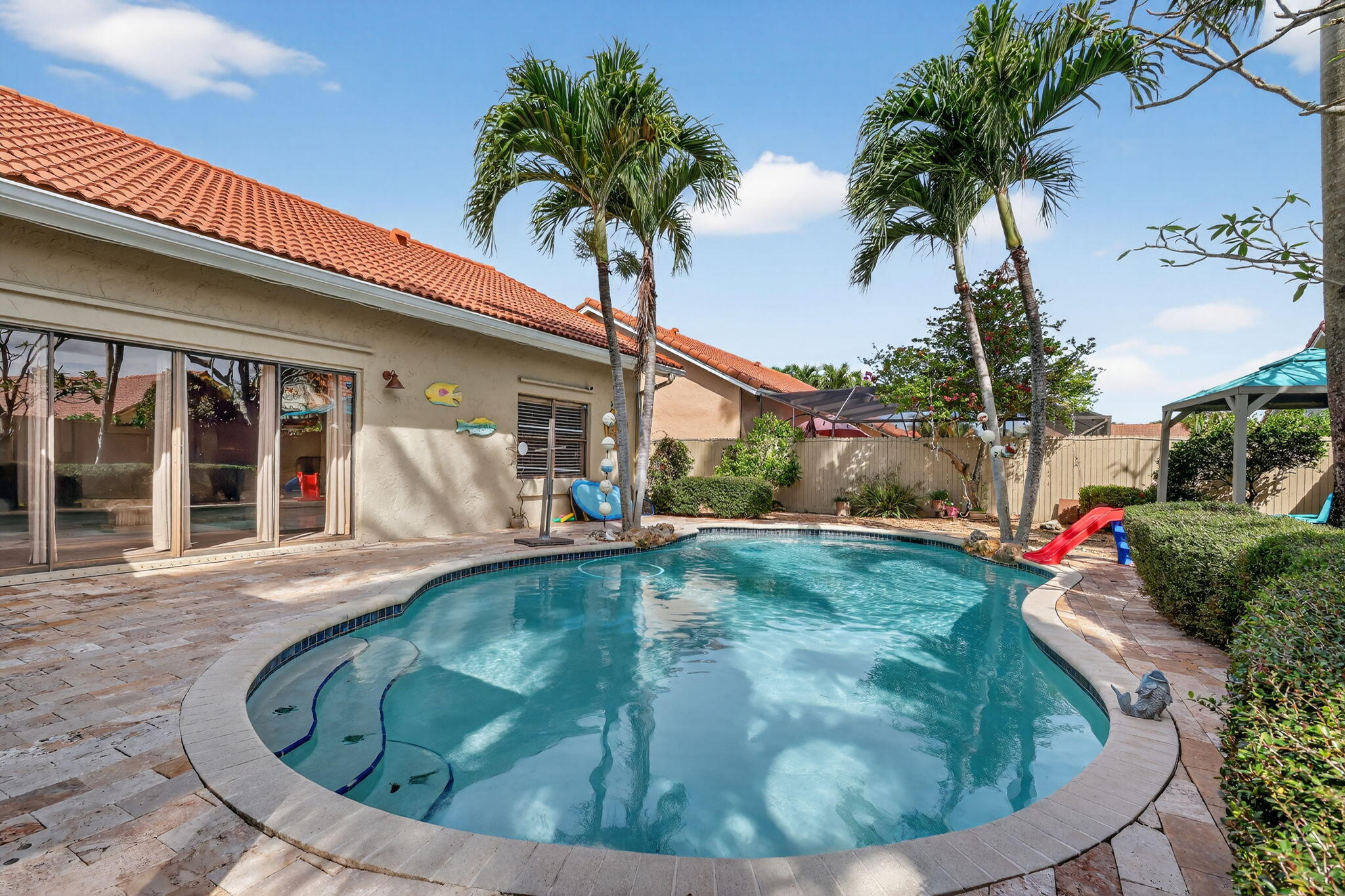 5875 Sun Pointe Circle Boynton Beach, FL 33437 - Photo 29 of 49 36-web-or-mls-F14A1170