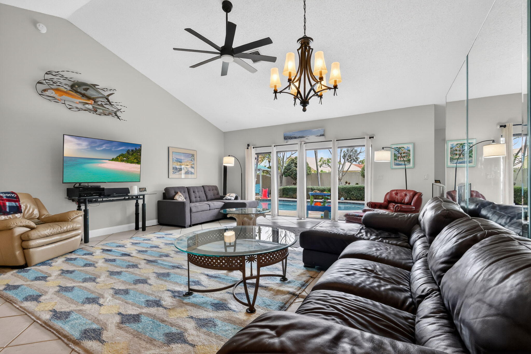 5875 Sun Pointe Circle Boynton Beach, FL 33437 - Photo 3 of 49 7-web-or-mls-F14A1040