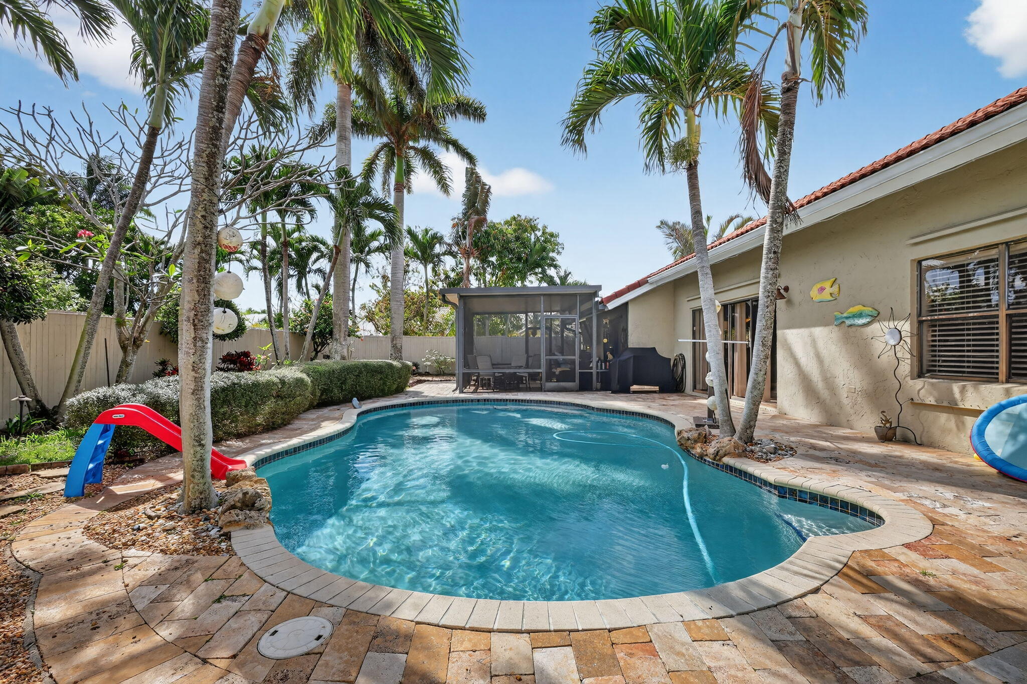 5875 Sun Pointe Circle Boynton Beach, FL 33437 - Photo 35 of 49 40-web-or-mls-F14A1194