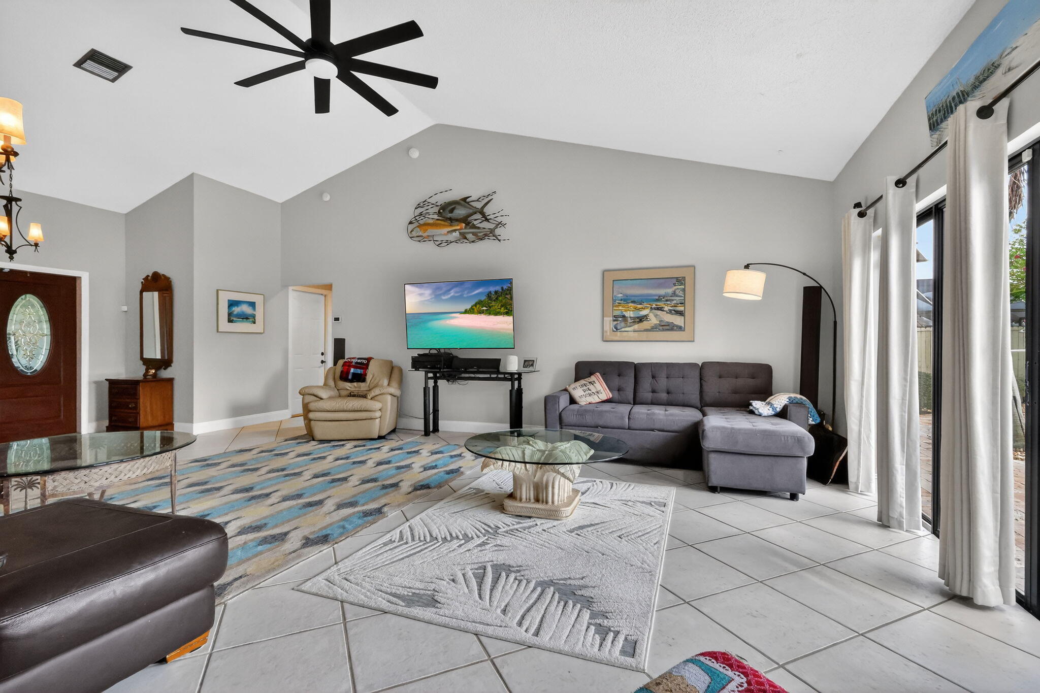 5875 Sun Pointe Circle Boynton Beach, FL 33437 - Photo 4 of 49 8-web-or-mls-F14A1044