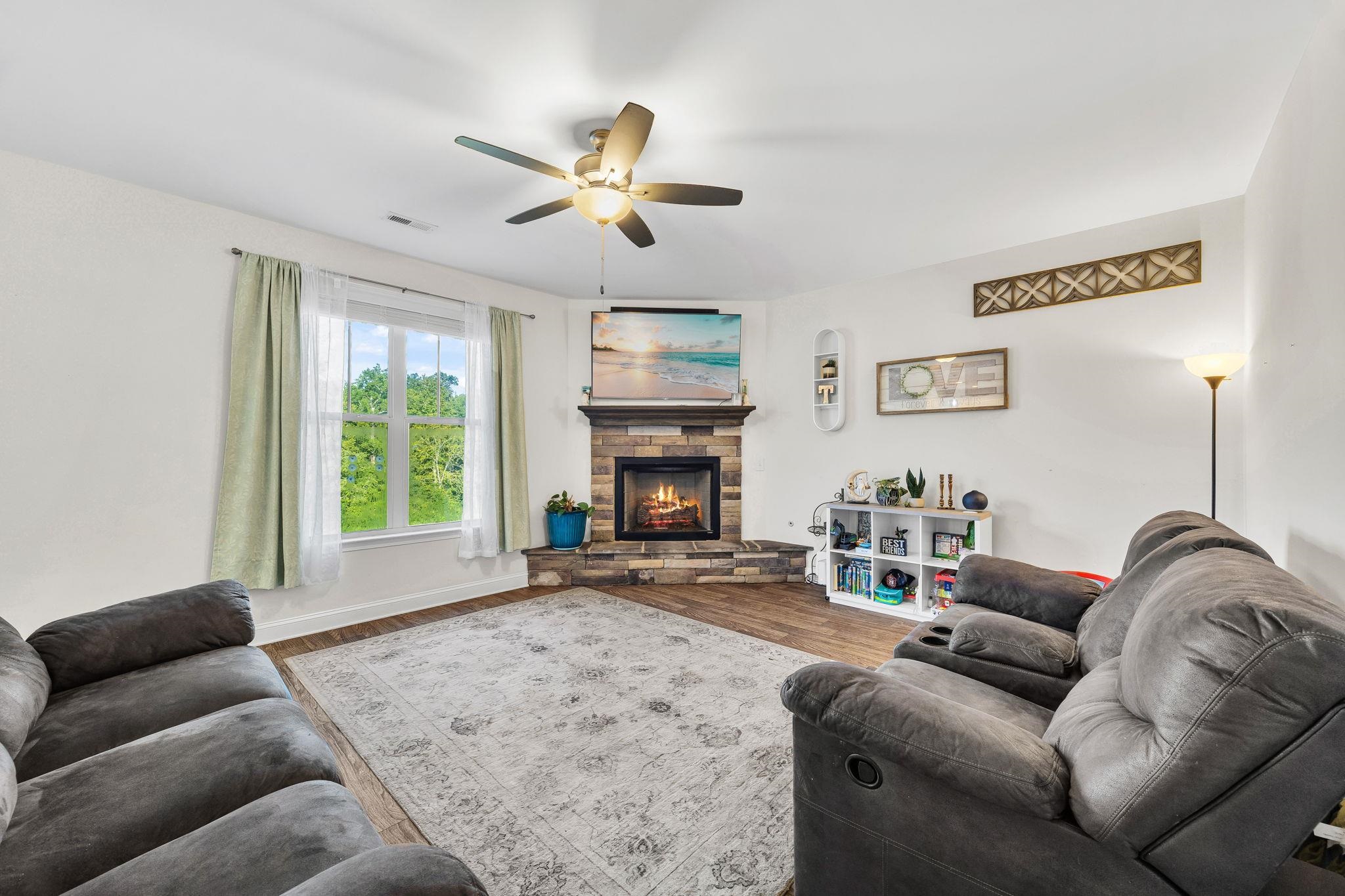 486 Vestry Place Moore, SC 29369 - Photo 2 of 27 Gas log fireplace