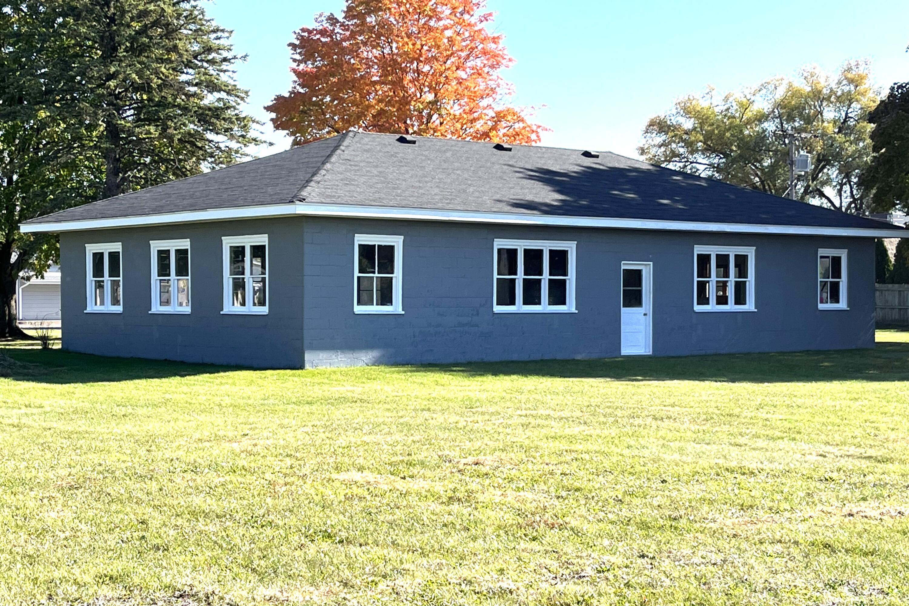 106 North Erie Street Three Rivers, MI 49093 - Photo 16 of 21 IMG_4301