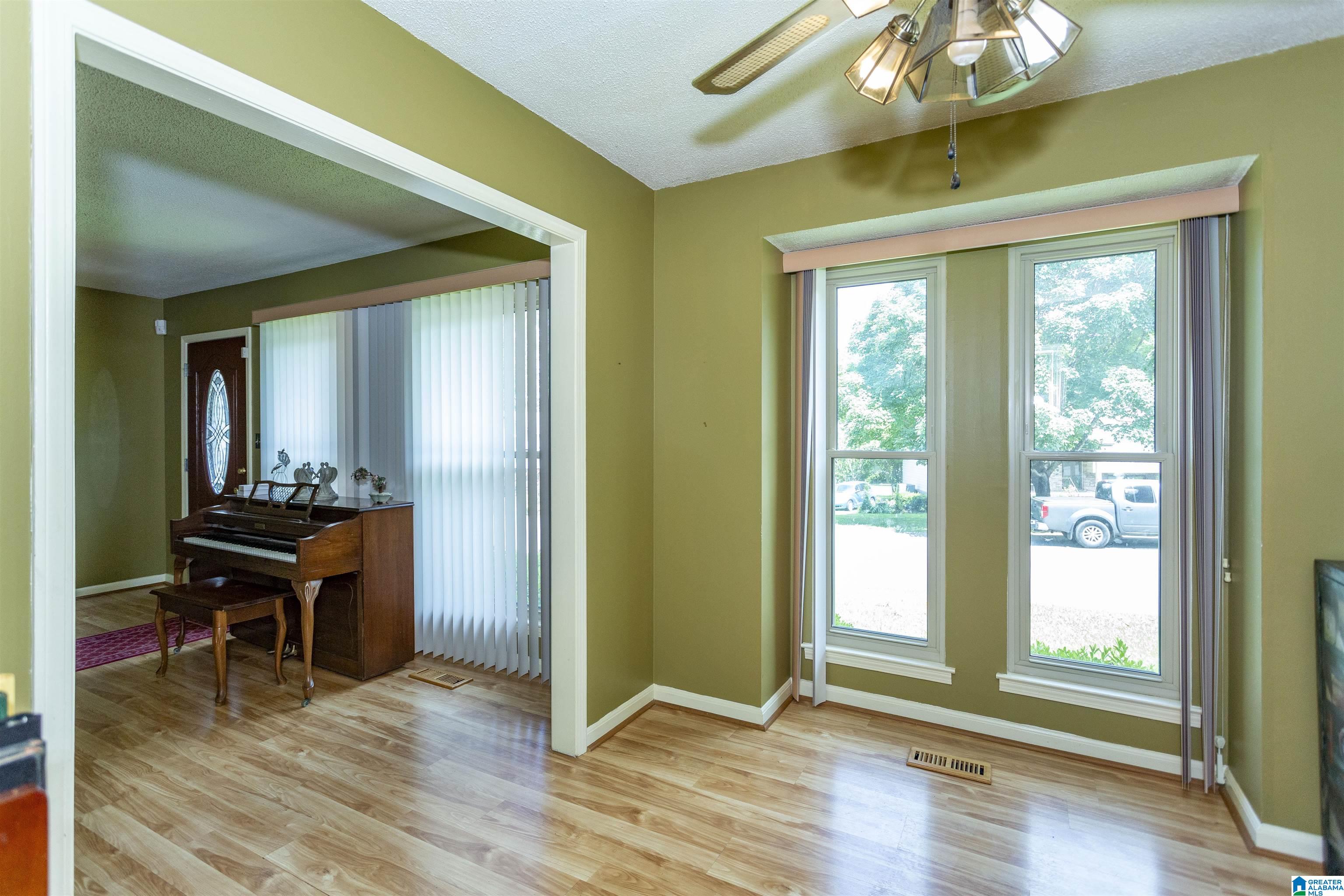 112 Reach Circle Alabaster, AL 35007 - Photo 18 of 47