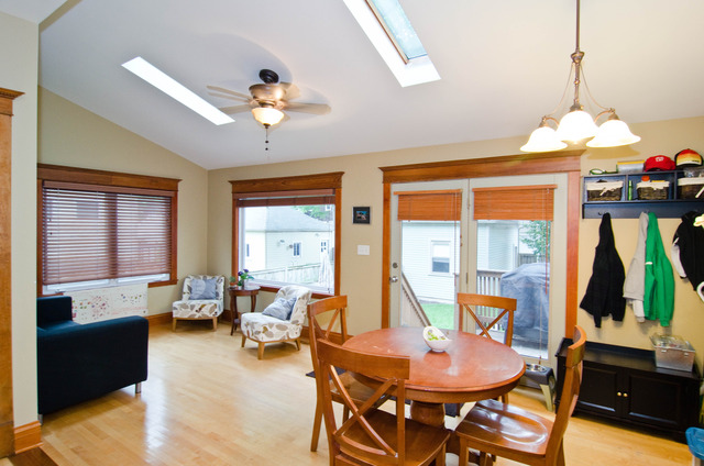 4142 North Harding Avenue Chicago, IL 60618 - Photo 10 of 25