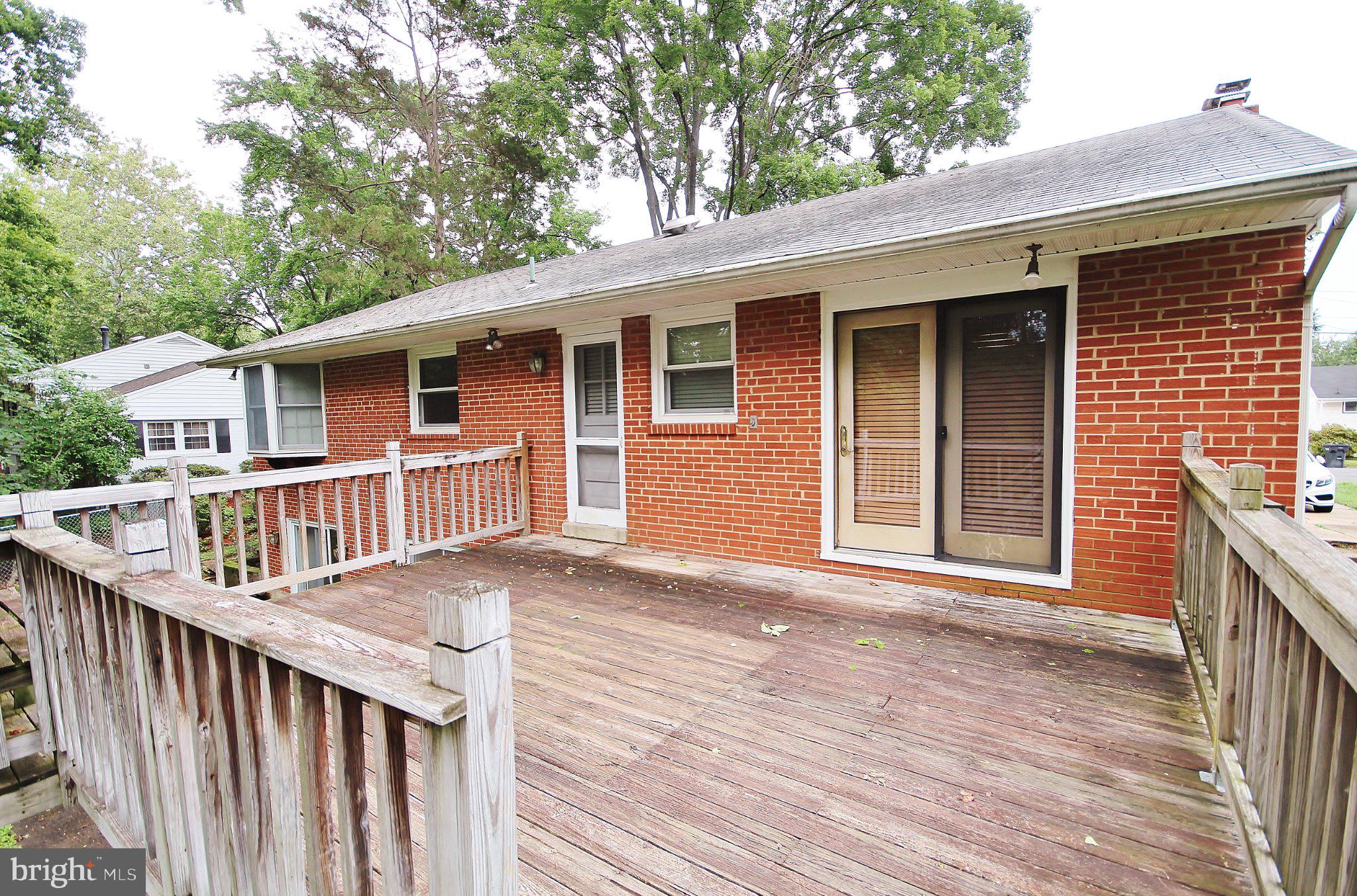 5504 Inverchapel Road Springfield, VA 22151 - Photo 41 of 51 Charming brick home with spacious deck.