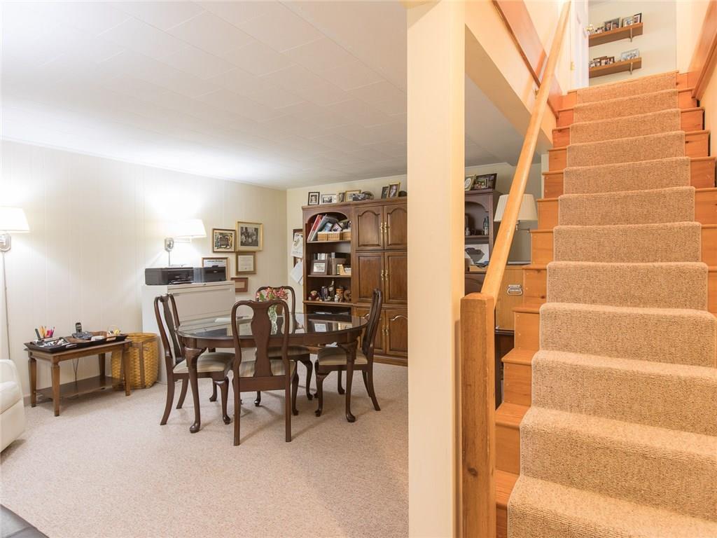 84 Molyneaux Road Camden, ME 04843 - Photo 6 of 35 Photo