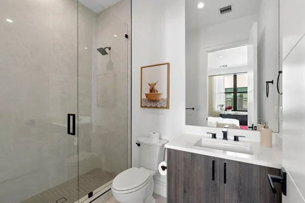 $10,500 | 1933 Dock Street, West Palm Beach, FL 33401