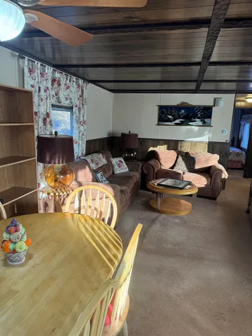 $89,900 | 2 Wagon Drive, Brattleboro, VT 05301