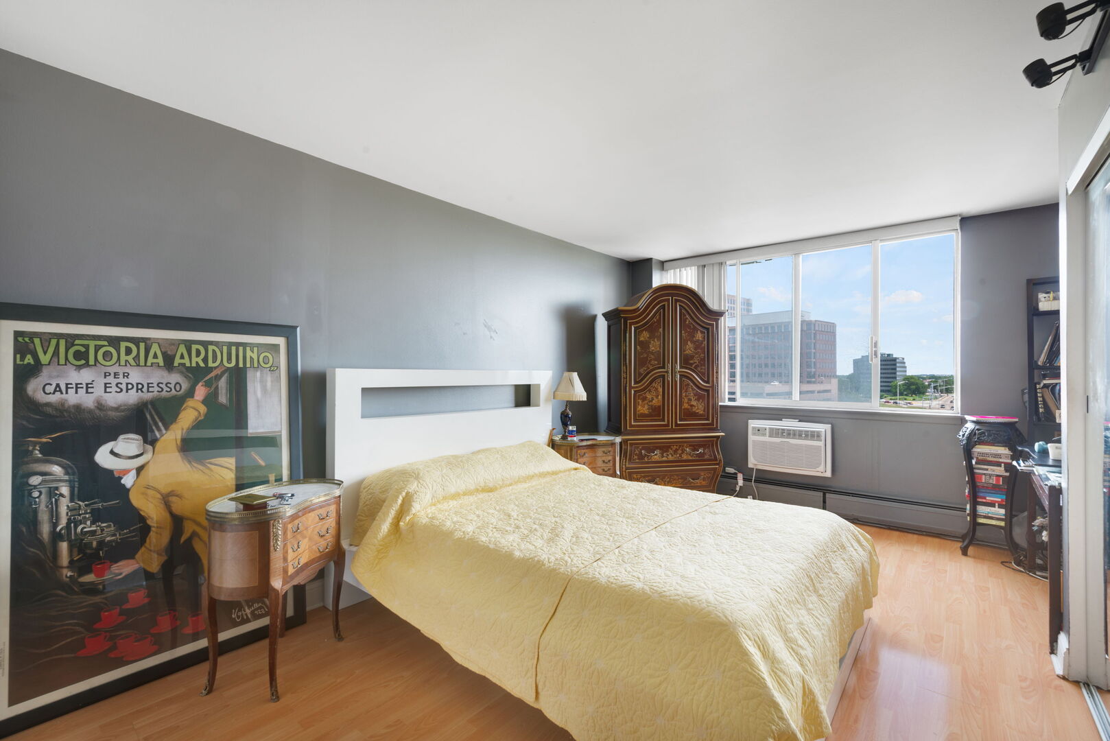 40 North Tower Road, Unit 6N Oak Brook, IL 60523 - Photo 12 of 20 Gallery Image 12