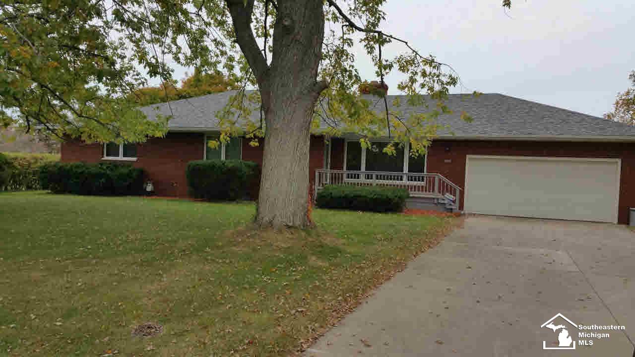 3950 East Dunbar Road Monroe, MI 48161 - Photo 1 of 18 20451636.JPG