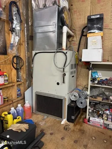 $255,000 | 500 Loop Road, Savoy, MA 01256