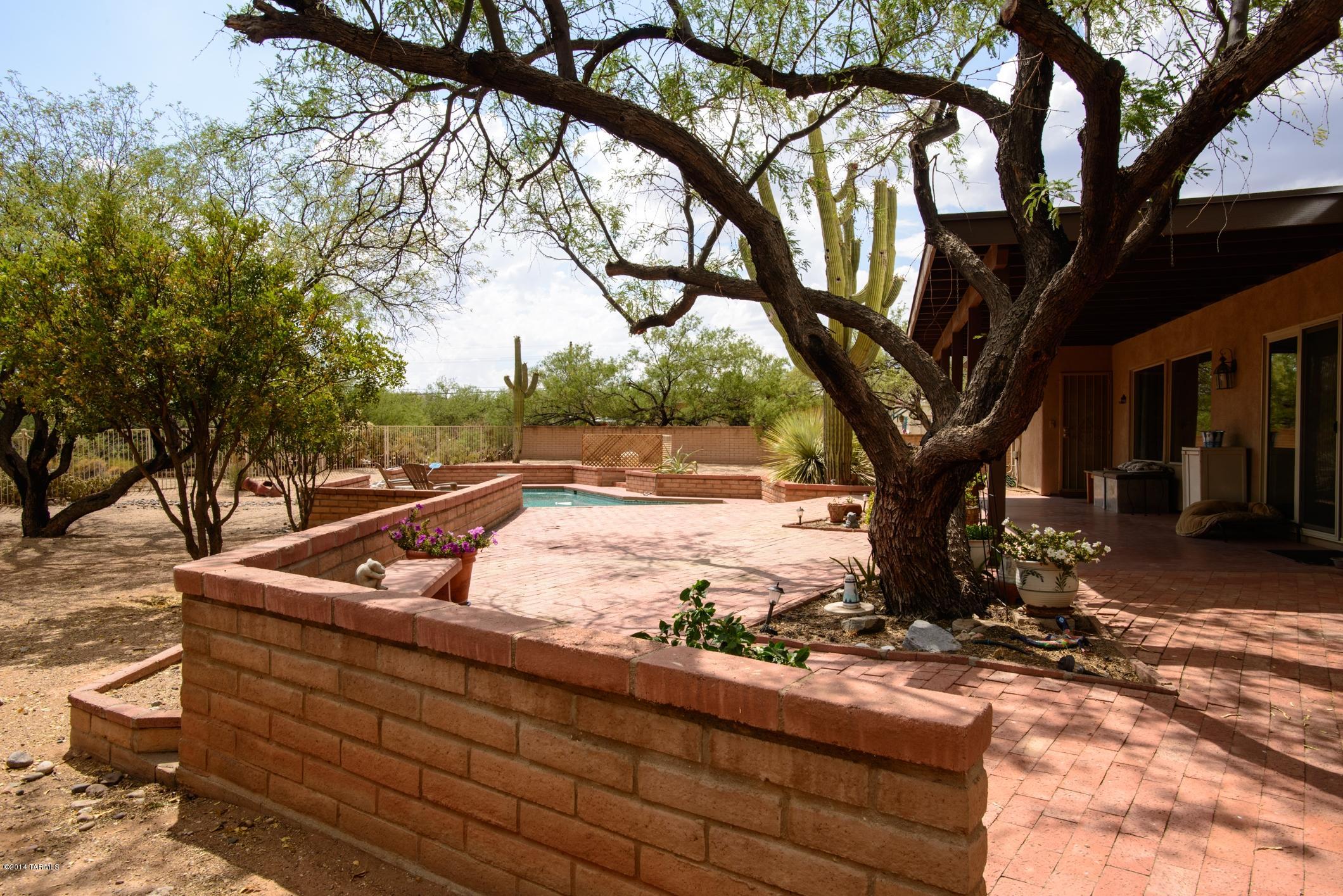 7946 East Coronado Road Tucson, AZ 85750 - Photo 7 of 14