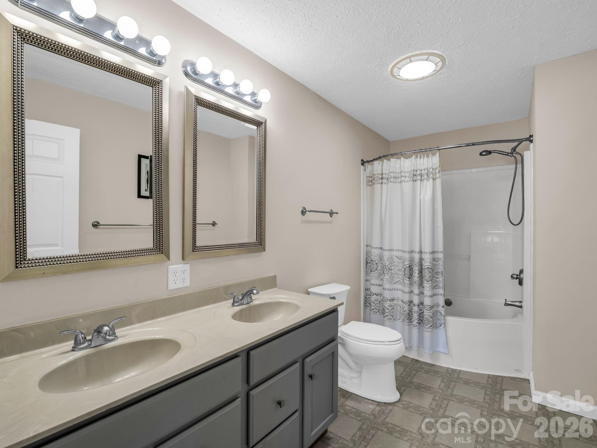 271 Collinsville Road Columbus, NC 28722 - Photo 29 of 47