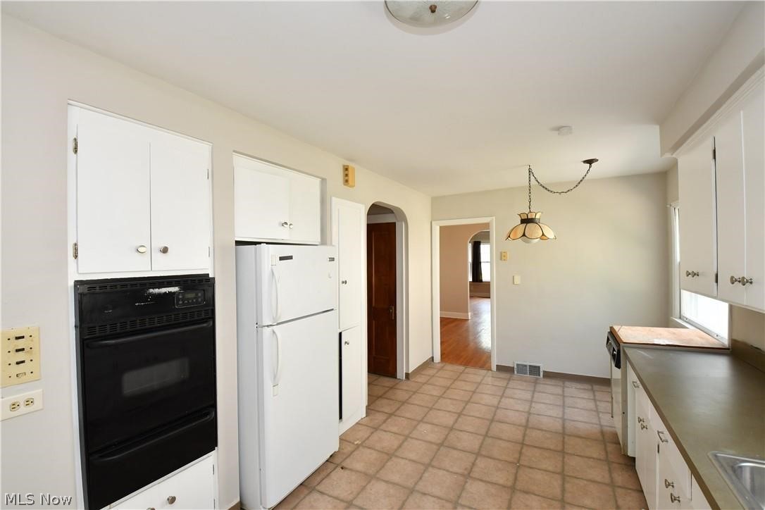 1495 Sherbrook Road South Euclid, OH 44121 - Photo 7 of 12