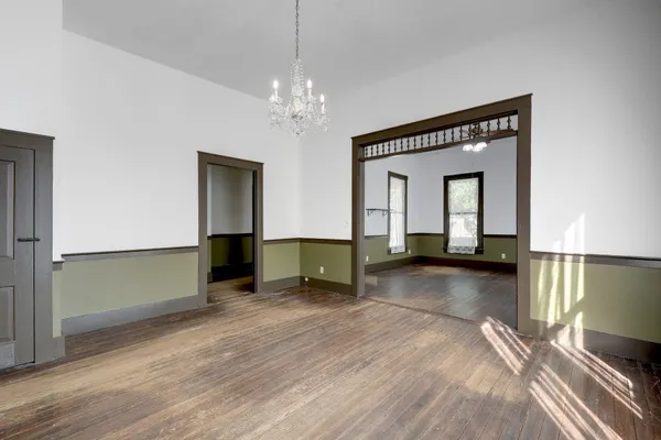 $2,020 | 304 Olive Street, Smithville, TX 78957