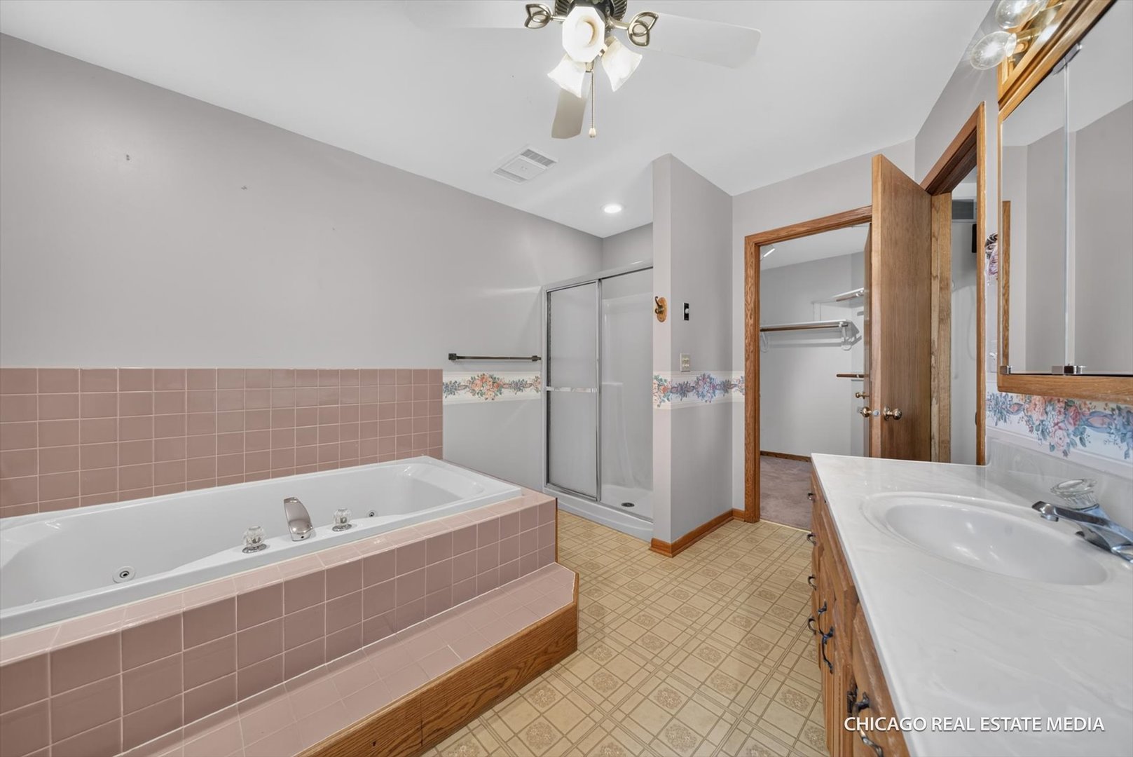 14214 Perkins Road Woodstock, IL 60098 - Photo 15 of 30 Gallery Image 15