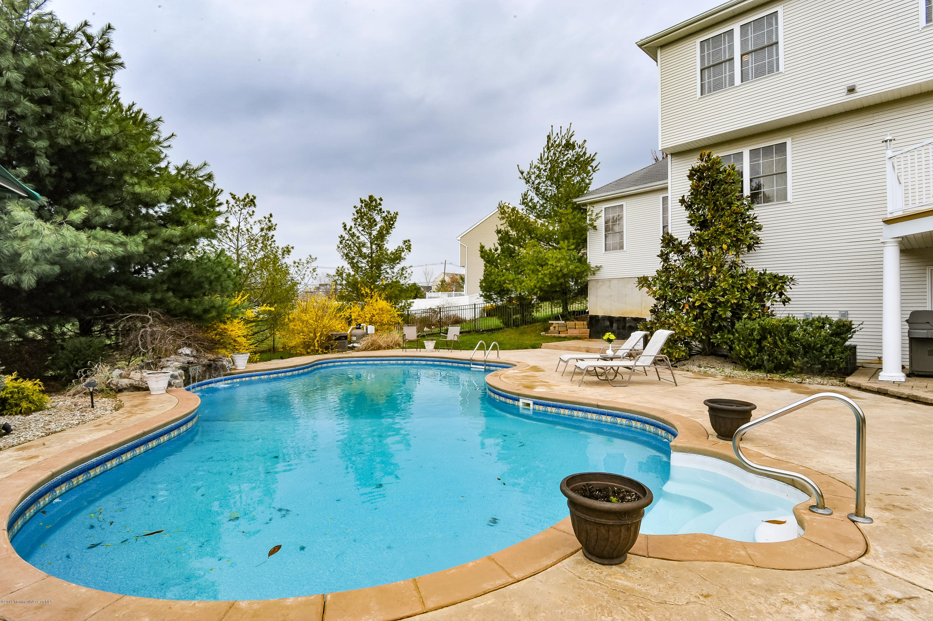 124 Rutgers Way Freehold, NJ 07728 - Photo 45 of 55 Built-in-Pool
