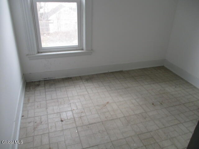 918 Hegeman Street Schenectady, NY 12306 - Photo 12 of 17 IMG_8747