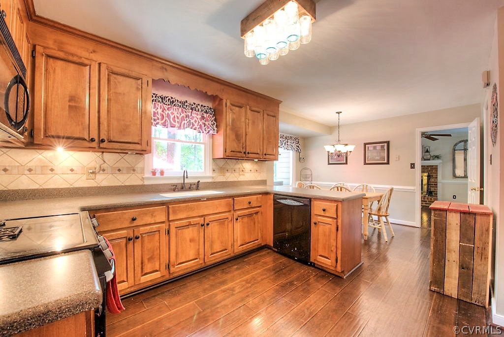 14307 Cove Ridge Terrace Midlothian, VA 23112 - Photo 16 of 43 Gallery Image 16
