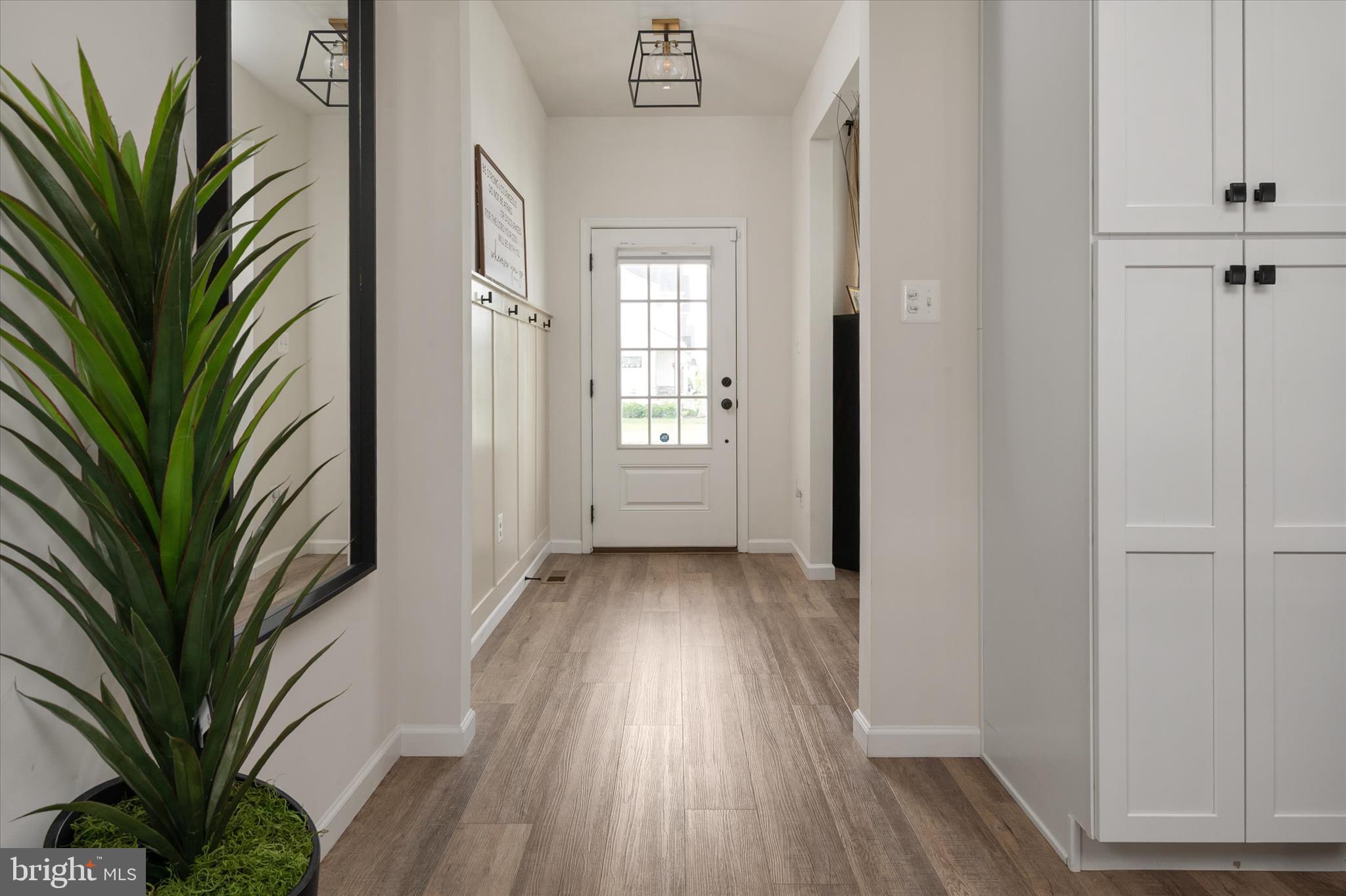 2767 Bluegrass Way Frederick, MD 21702 - Photo 4 of 57 Entry