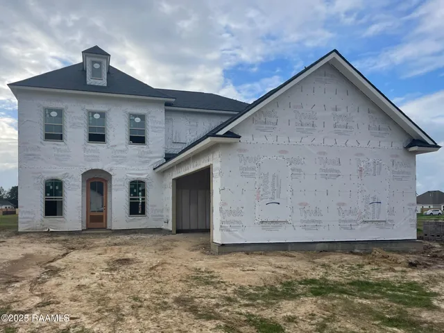 $442,875 | 105 High Point, Youngsville, LA 70592