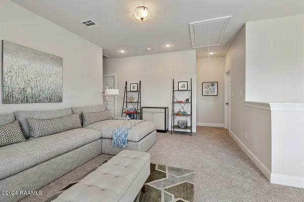 $442,920 | 105 High Point, Youngsville, LA 70592