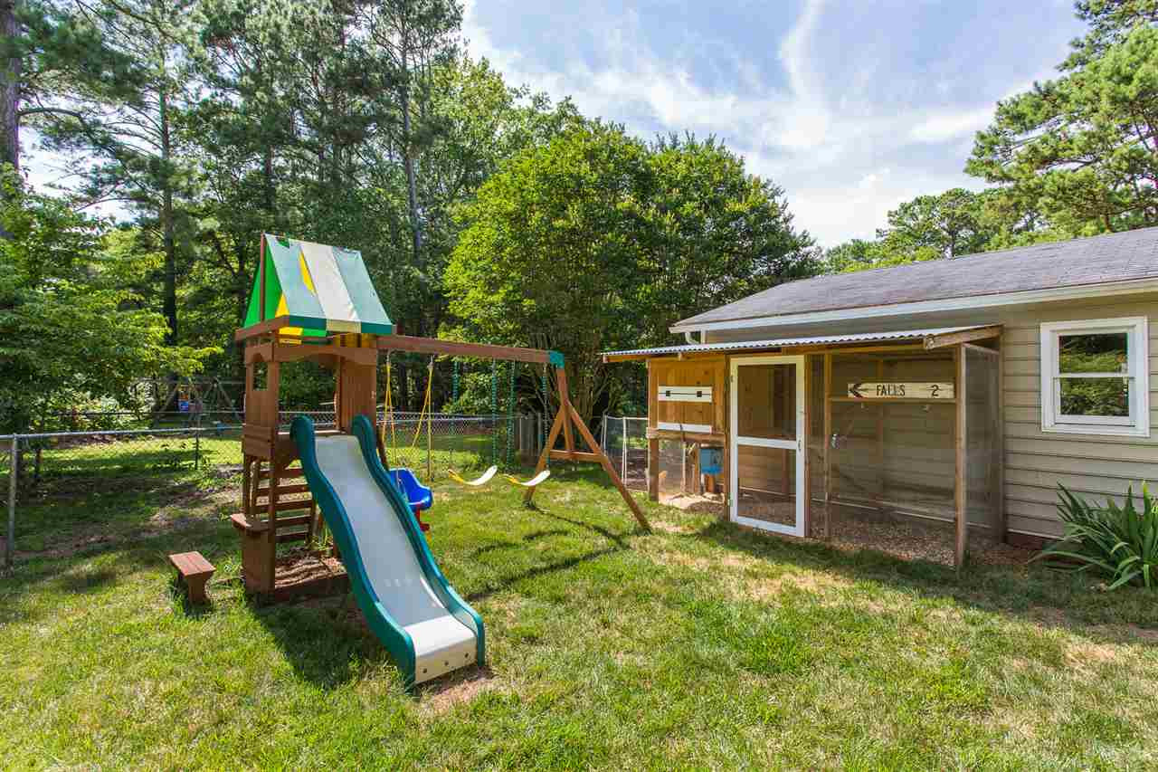 6209 Wynbrook Way Raleigh, NC 27612 - Photo 3 of 24 Backyard