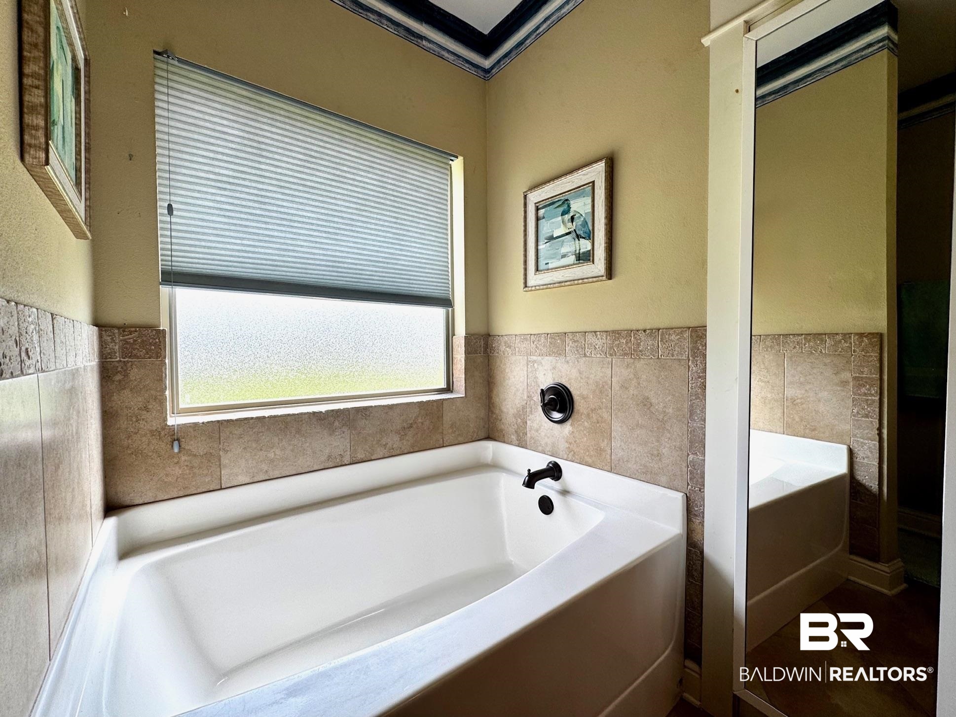 1030 Crown Walk Drive Foley, AL 36535 - Photo 17 of 40 Bathroom featuring a garden tub