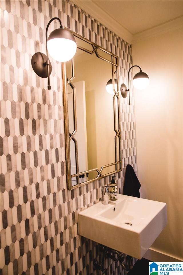 3508 Springhill Road Birmingham, AL 35223 - Photo 6 of 40