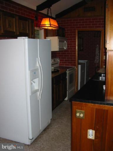 322 Venus Branch Road Front Royal, VA 22630 - Photo 11 of 28 Kitchen #2