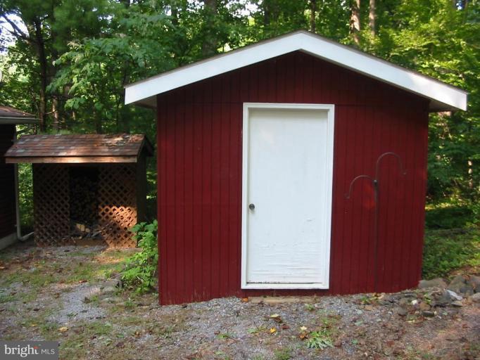 322 Venus Branch Road Front Royal, VA 22630 - Photo 21 of 28 Shed