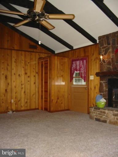 322 Venus Branch Road Front Royal, VA 22630 - Photo 7 of 28 Family Room #2