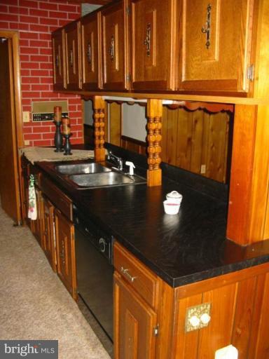 322 Venus Branch Road Front Royal, VA 22630 - Photo 10 of 28 Kitchen